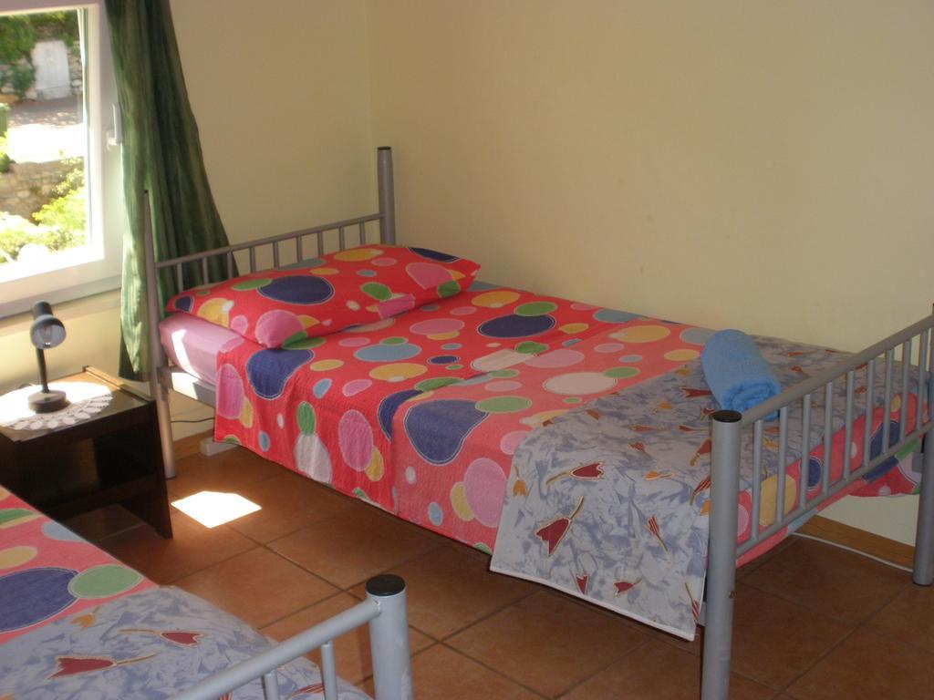 Corry 1 Apartment Ровини Стая снимка