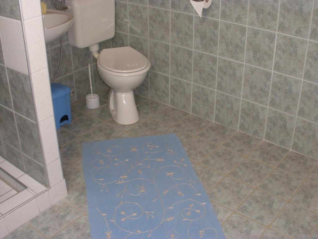 Corry 1 Apartment Ровини Стая снимка